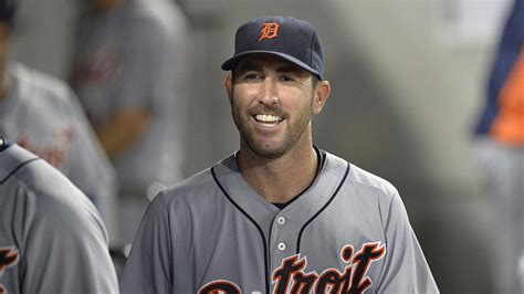 Tigers Verlander addresses online photo hacking